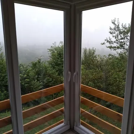 Vikendica Eminem With Garden And View Of Sarajevo